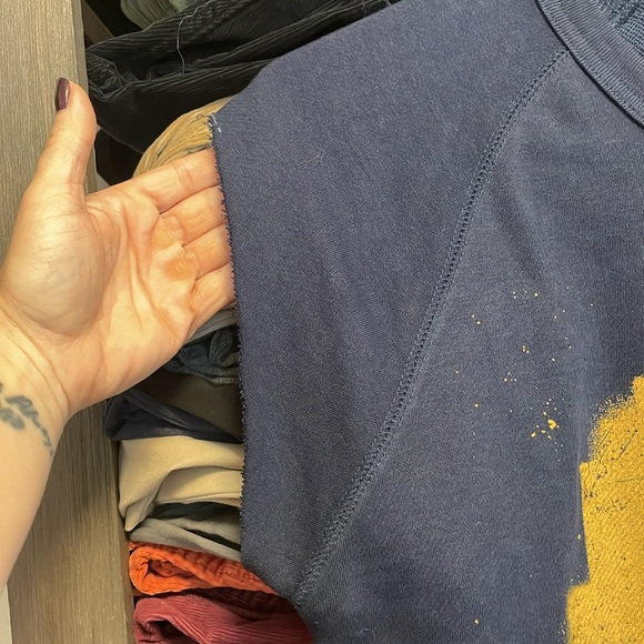 Sun City Rags Ghosted sleeveless sweatshirt - Picture 7 of 10